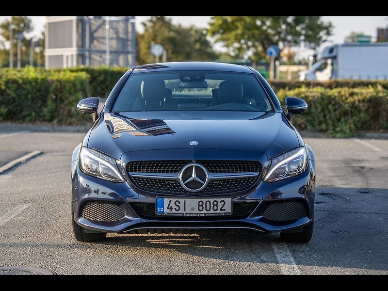 Mercedes-Benz Třídy C 4MATIC 2016 - fotka 2 z 30