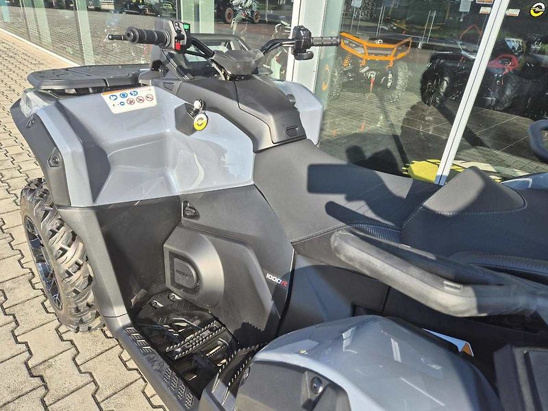 Can-Am Outlander Max 1000R DPS (2025) MY25 - fotka 12 z 22