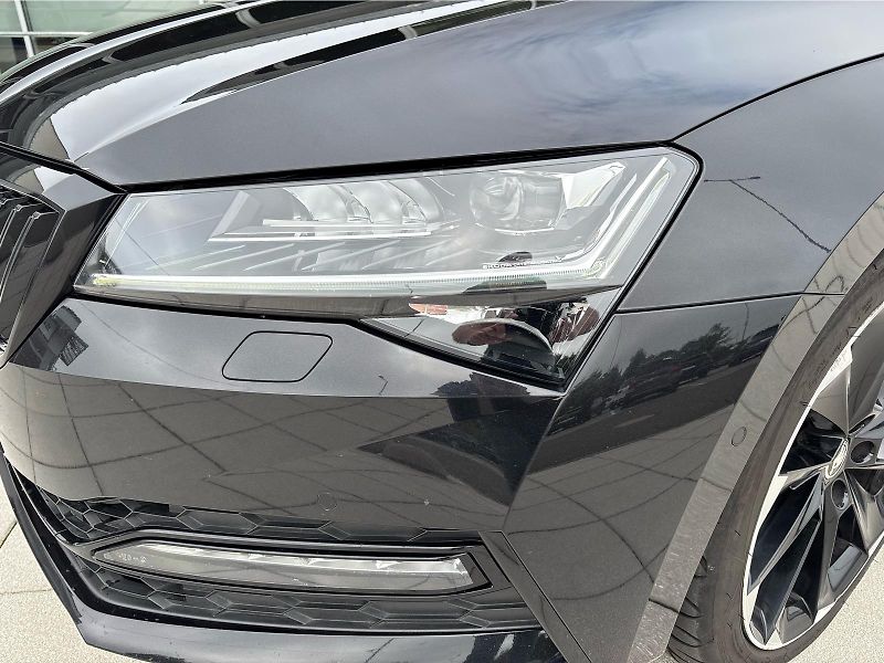 Škoda Superb 2.0TSi 206 kW SPORTLINE 4X4 DS - fotka 30 z 30