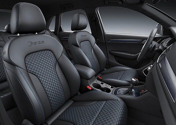 Audi RS Q3 performance.