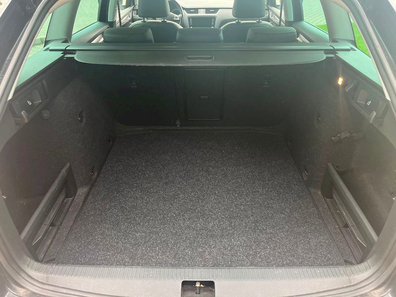 Škoda Octavia (2019) 1.5TSI 110KW DSG STYLE PLUS - fotka 24 z 27