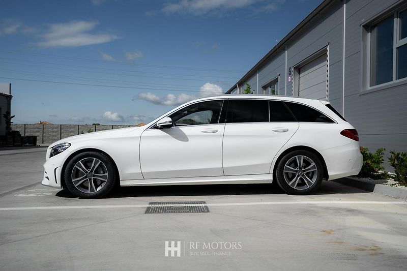 Mercedes-Benz Třídy C (2019) C 300d Kombi 180kW - fotka 5 z 30