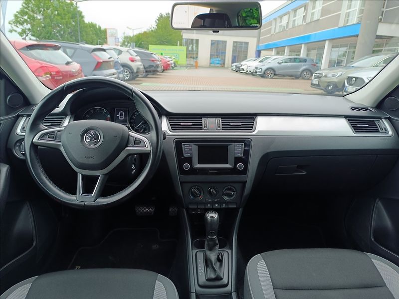 Škoda Rapid 1,2 TSi DSG Ambition - fotka 9 z 19