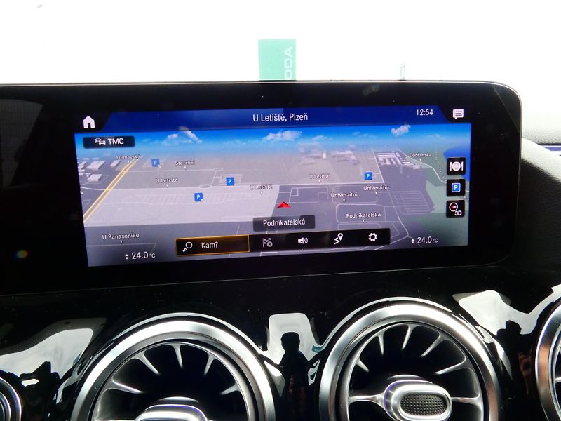 Mercedes-Benz GLA (2020) 200d - fotka 29 z 30