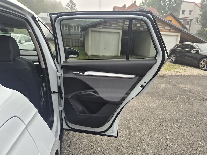 Škoda Enyaq iV 80 LOFT 150kw TZ SOH 96% - fotka 35 z 45
