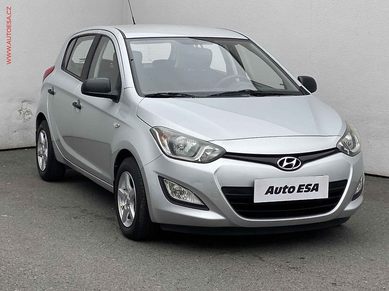 Hyundai i20 (2013) 1.2i, ČR, AC - fotografie inzerátu