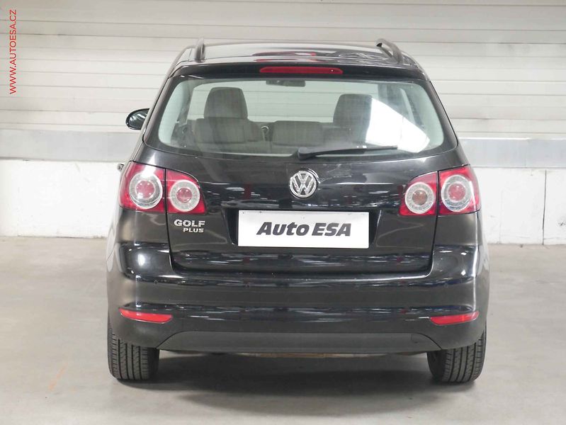 Volkswagen Golf Plus (2009) 1.4 16V, AC, park.čidla - fotka 5 z 18