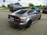 Jaguar XE D180 R - Dynamic SE - náhled 13