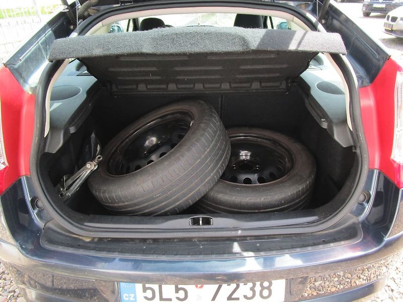 Citroën C4 1,6 - 88KW - NOVÁ STK+OLEJ - fotka 6 z 16