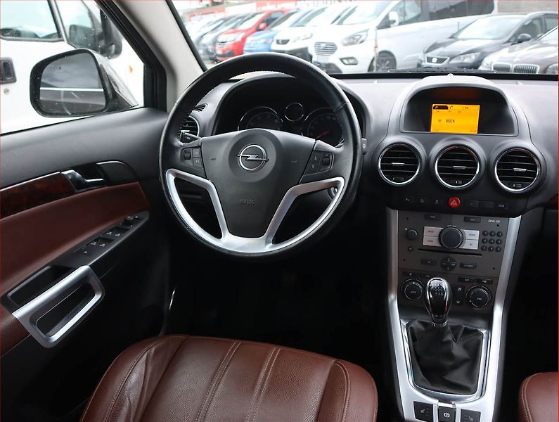 Opel Antara (2014) 2.2 CDTI, 4X4, Tempomat - fotka 7 z 19