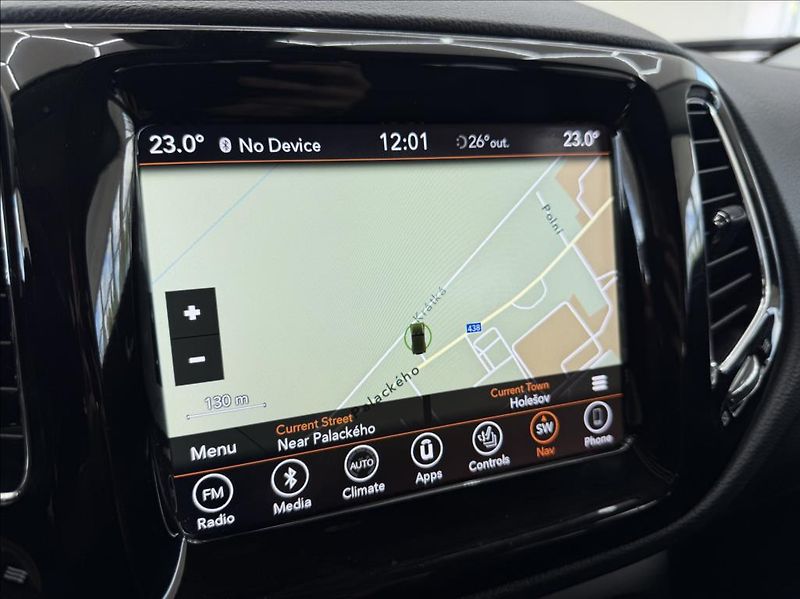 Jeep Compass 2,0 M-Jet 125kW 4x4 DPH Automa - fotka 24 z 34