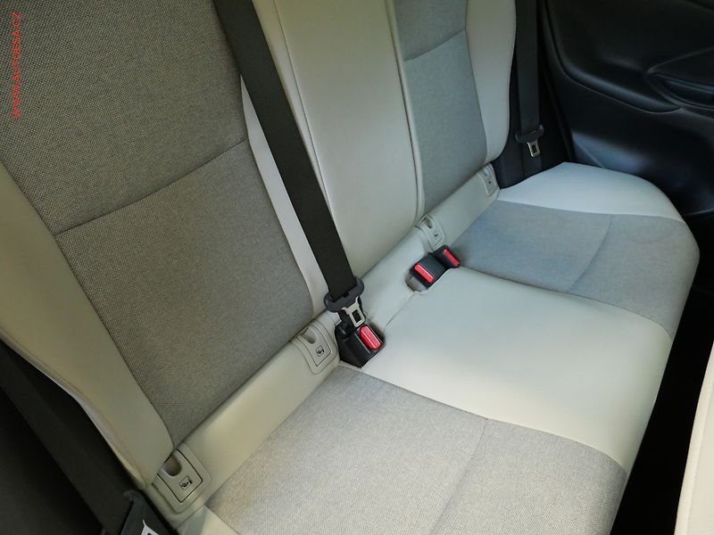 Toyota Yaris (2023) 1.5VVT-i, 2.maj,ČR, Navi, AC - fotka 12 z 21