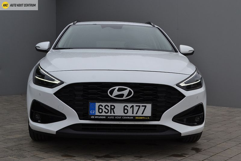 Hyundai i30 WG 1,5I MT SMART FAMILY NAVI - fotka 39 z 39