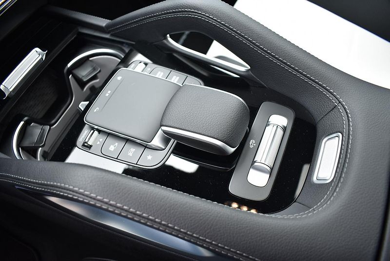 Mercedes-Benz GLE 450d 4M AMG - fotka 31 z 57