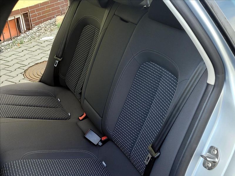 Seat Exeo 1,8 T Style *SERV.KN.+ ROZVODY - fotka 19 z 39