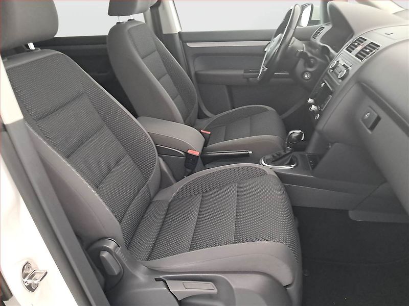 Volkswagen Touran (2011) 1.4 TSI CNG, Automat, Tempomat - fotka 9 z 19