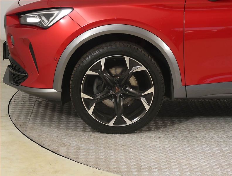 Cupra Formentor (2022) 1.5 TSI - fotka 15 z 21