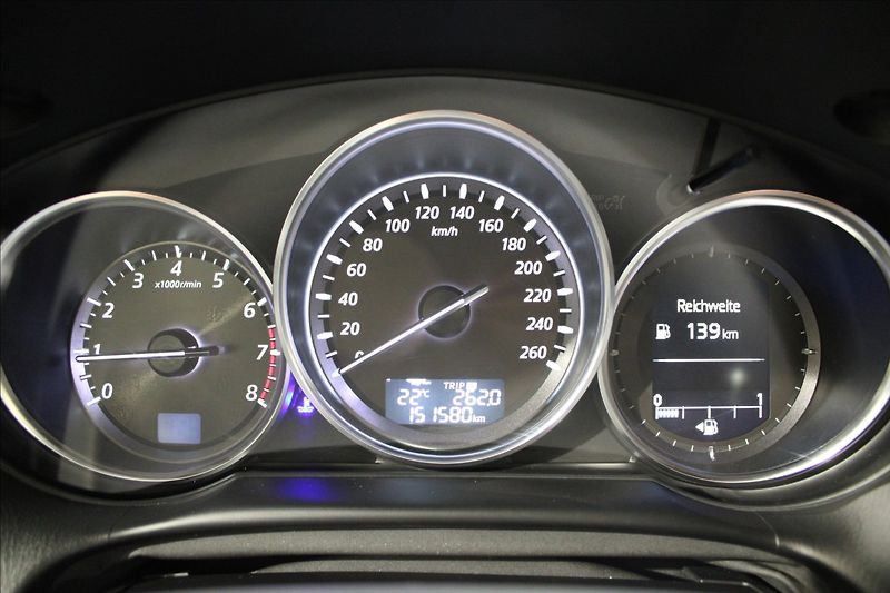 Mazda CX-5 2,0 Skyactiv AWD - fotka 20 z 33