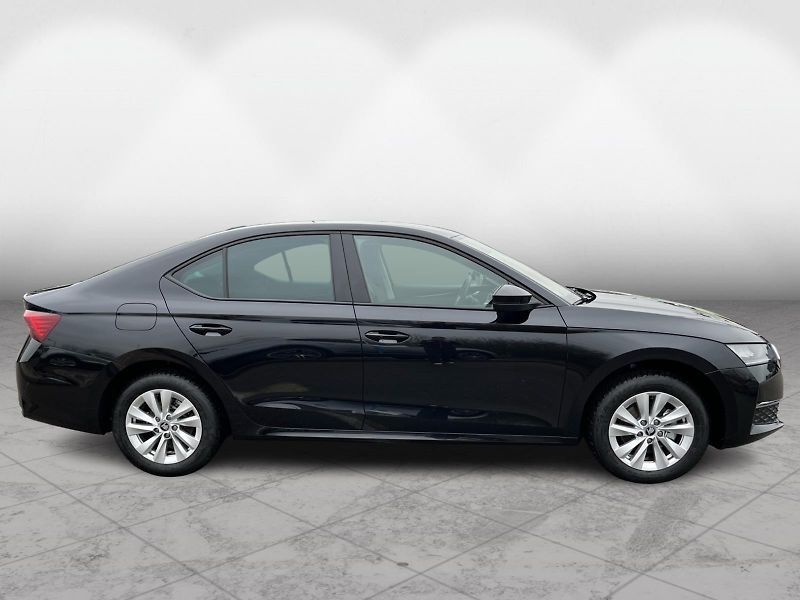 Škoda Octavia 2.0TDI DSG SELECT 110kW - fotka 8 z 21