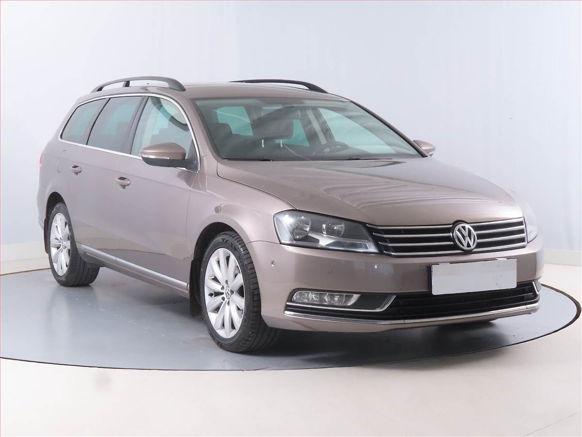 Volkswagen Passat Highline 2.0 TDI, Automat