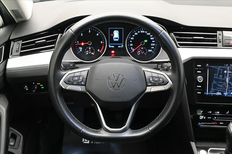 Volkswagen Passat 2,0 TDI 110kW DSG Business Zár - fotka 18 z 31