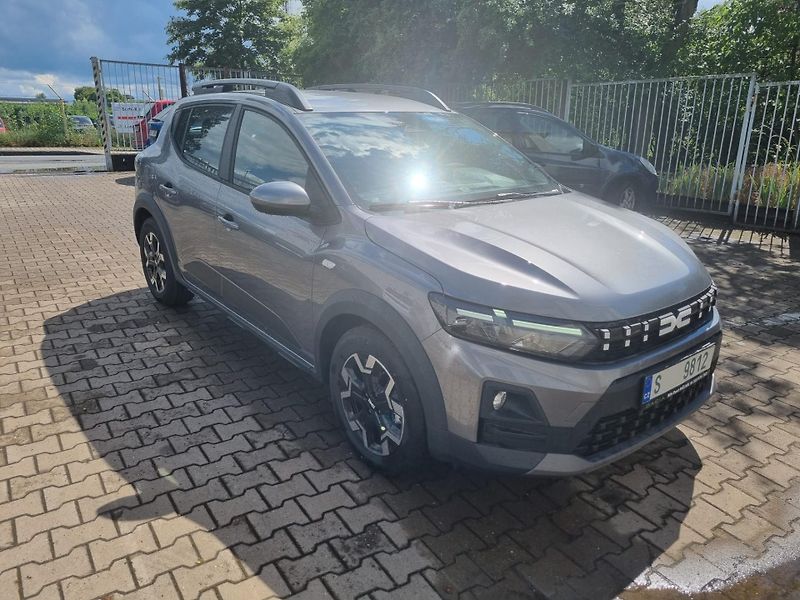 Dacia Sandero (2026) Stepway Expression Eco-G 120 - fotka 5 z 10