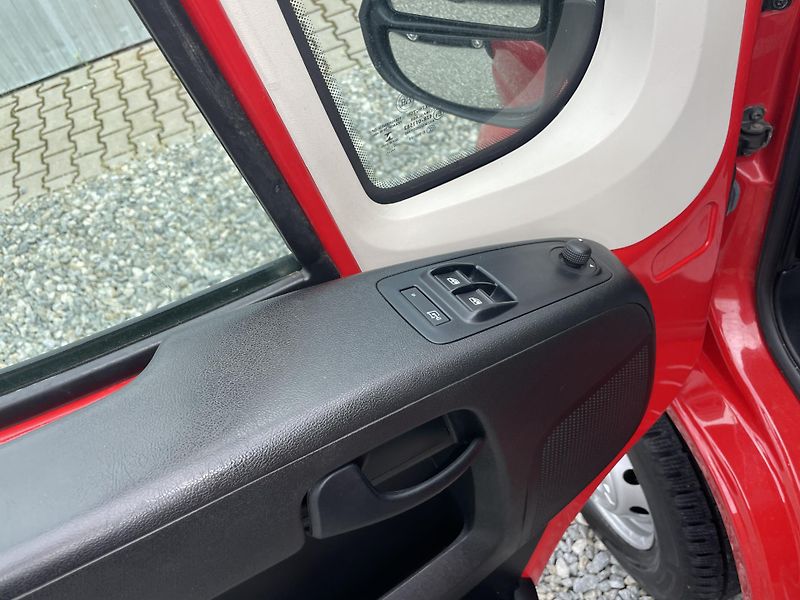 Peugeot Boxer 2.2HDi 120PS CZ DPH REZERVACE! - fotka 82 z 139