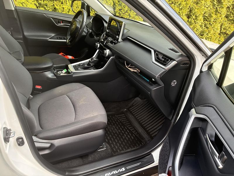Toyota RAV4 (2020) RAV4 - fotka 7 z 8