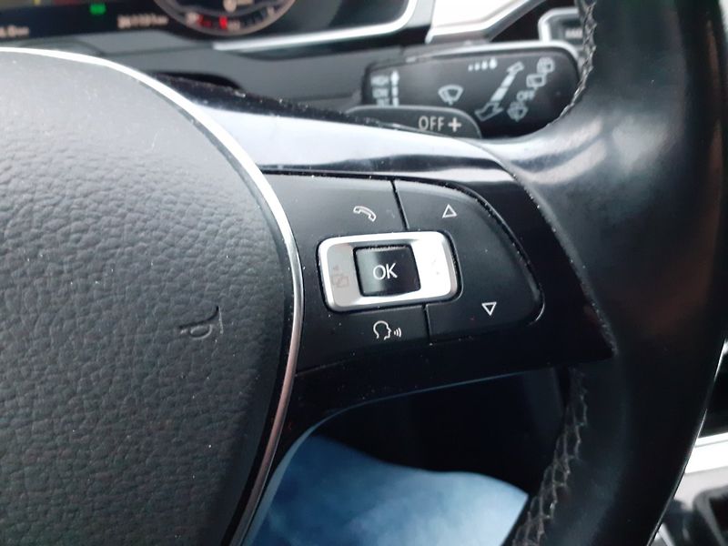 Volkswagen Passat Variant (2015) 2.0 TDi 176 Kw 4x4 DSG - fotka 9 z 47