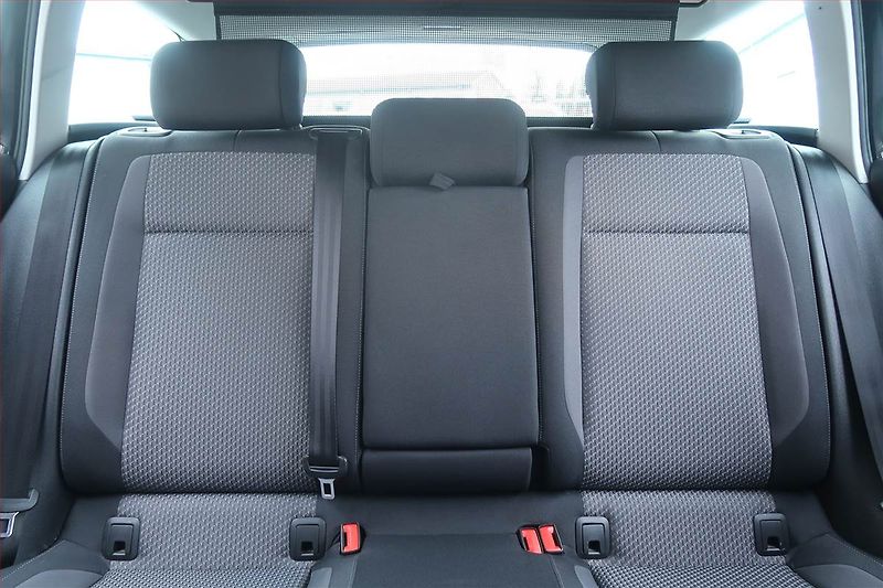 Volkswagen Passat (2022) 2.0 TDI, Automat, Serv.kniha - fotka 10 z 22