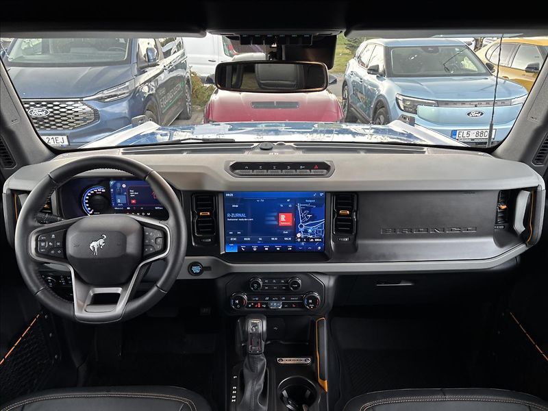 Ford Bronco (2025) 2,7 Badlands 246kW DPH - fotka 24 z 56