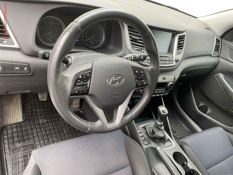 Hyundai Tucson (2017) 1.7 CRDi, ČR, servis.kniha - fotka 13 z 20