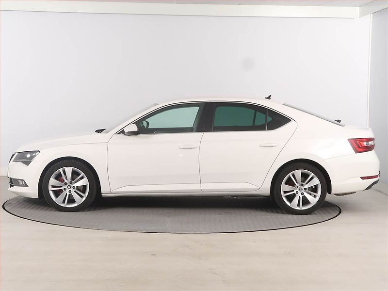 Škoda Superb (2016) Style 2.0 TDI 4x4, 4X4 - fotka 3 z 23