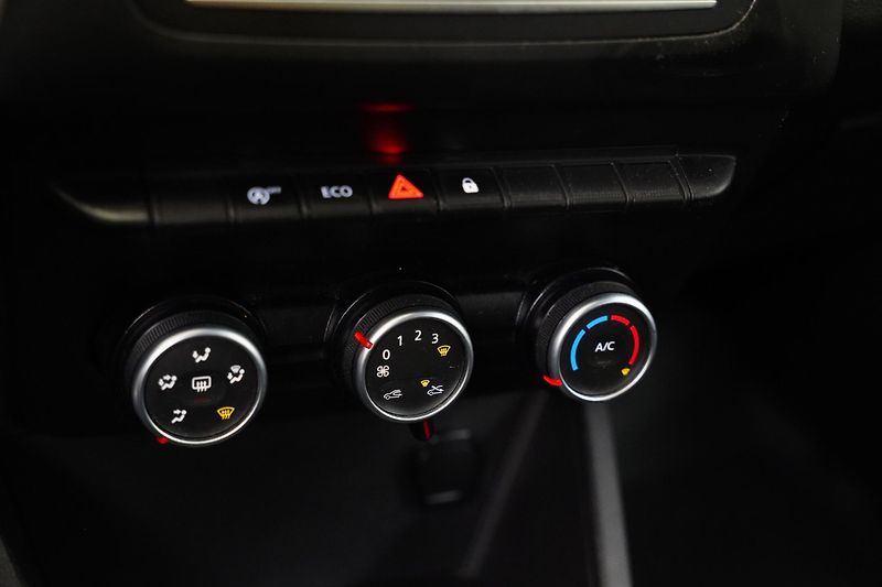 Dacia Duster - fotka 21 z 26