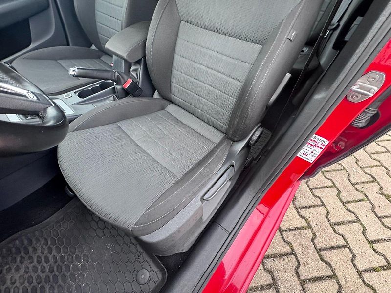 Škoda Octavia (2016) 1,6 81 KW ROZVODY 2. MAJITEL - fotka 23 z 50