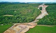 Stavba mostu u Bílence na Podbořansku mezi Prahou a Karlovými Vary v úseku jesenická křižovatka - Lubenec.
