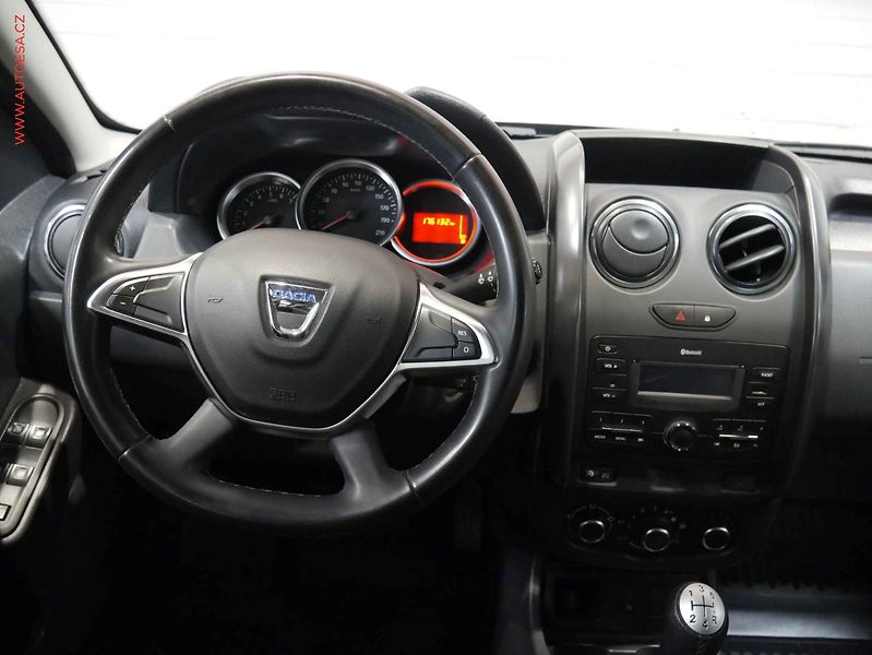 Dacia Duster (2017) 1.6 SCe, 1.maj,ČR, AC, TZ - fotka 11 z 16
