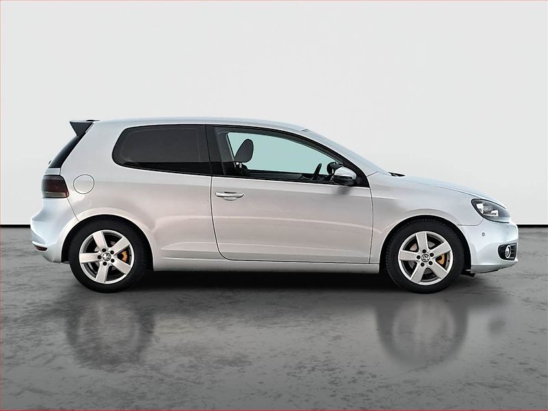 Volkswagen Golf (2010) 1.2 TSI, Navi, Tempomat - fotka 6 z 16