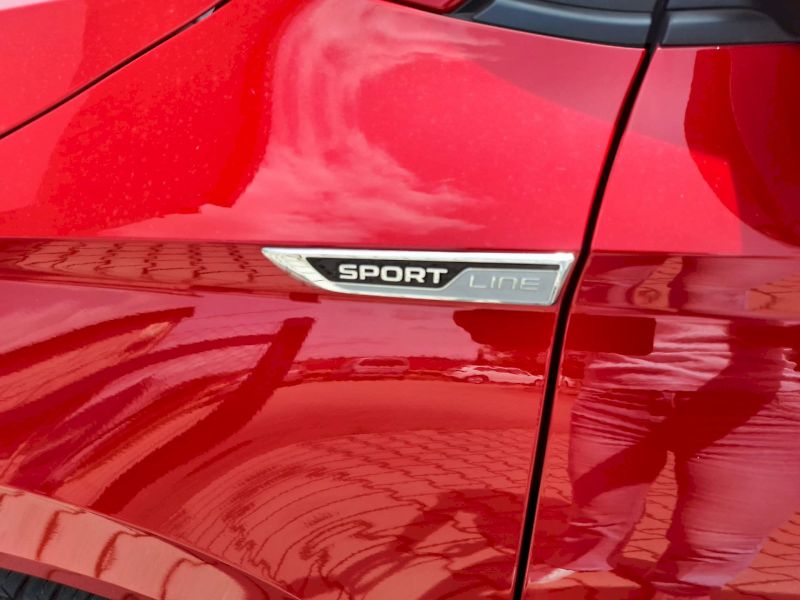 Škoda Karoq (2020) 1.5 TSI / 110 kW / 7DSG / SPOR - fotka 33 z 35