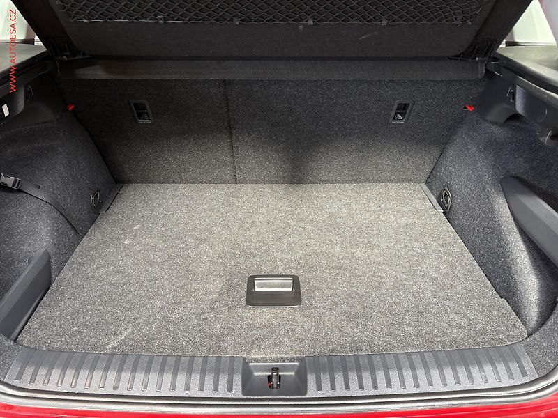 Škoda Kamiq (2020) 1.0 TSi, Style, DSG, TZ, navi - fotka 7 z 16