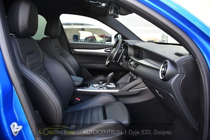 Alfa Romeo Stelvio 2.2 Diesel 16V 154kW VELOCE Q4 - fotka 16 z 53