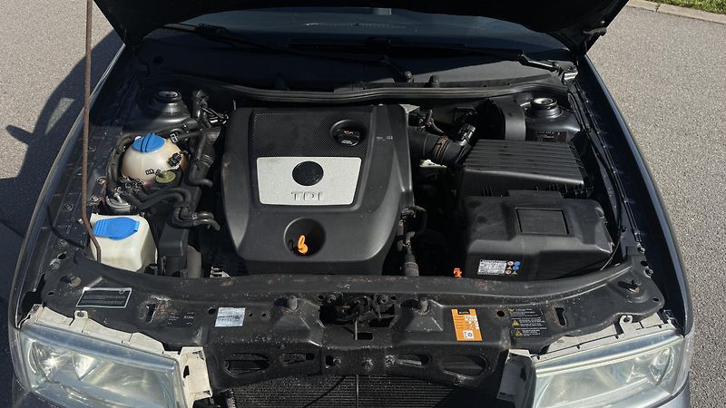 Škoda Octavia (2008) 1.9TDI  - fotka 21 z 22