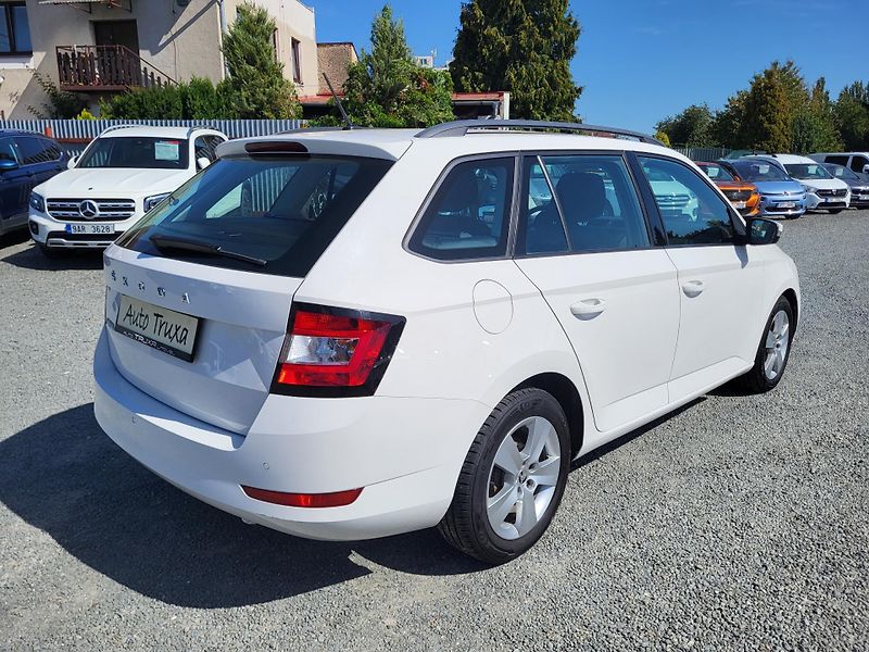 Škoda Fabia 1.0 TSI 70kW Combi TOUR *ČR - fotka 4 z 43