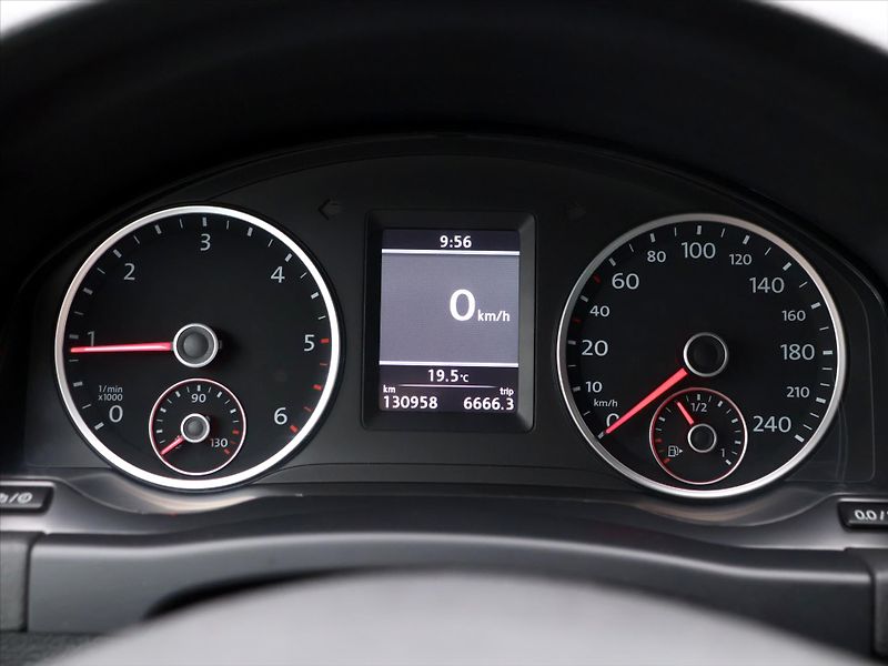 Volkswagen Tiguan 2,0 TDI 103kW Sport&Style 1.Ma - fotka 11 z 28