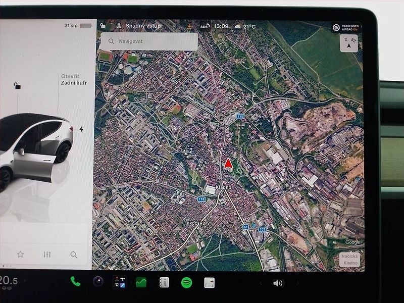 Tesla Model Y (2023) Long Range AWD 79kWh, SoH 91% - fotka 20 z 21