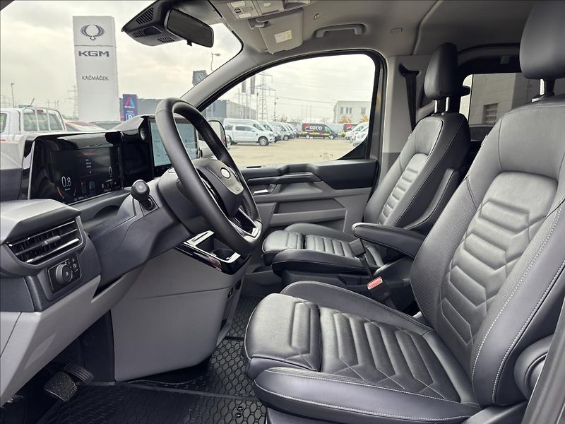 Ford Tourneo Custom 2,0 125kW Titanium X AWD L1 - fotka 23 z 47