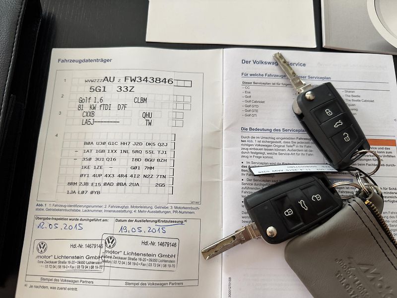 Volkswagen Golf (2015) 1.6TDi,DSG,rezervace - fotka 44 z 49