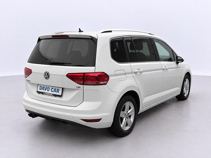 Volkswagen Touran 1,4 TSI Highline CZ Aut.klima - fotka 7 z 36