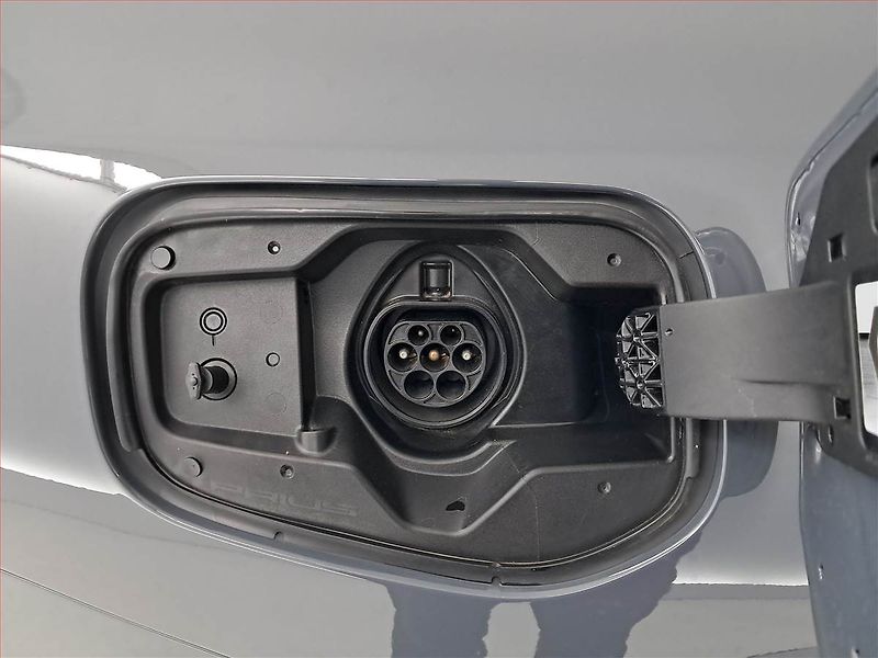 Toyota Prius (2024) 2.0 Plug-in Hybrid - fotka 22 z 22