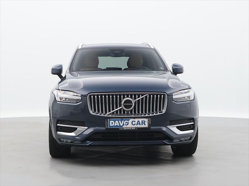 Volvo XC90 2,0 B5 173kW AWD Plus Bright C - fotka 2 z 44